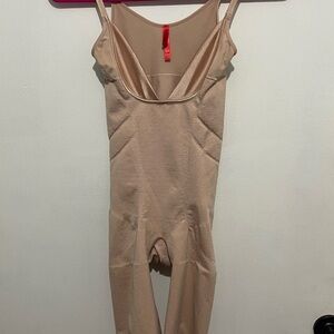 Spanx Women's Tan shaper . Medium